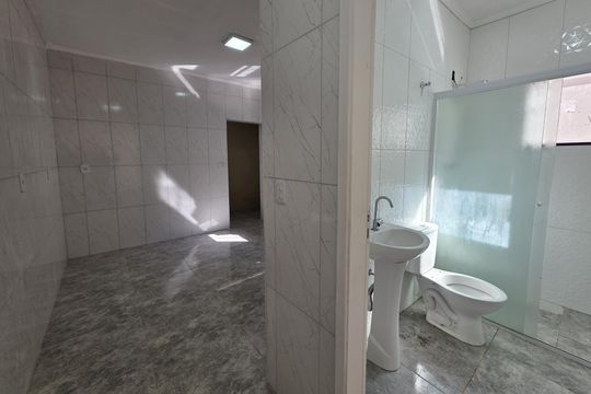 Corredor de casa para alugar com 1 quarto, 50m² em Vila Alzira, Santo André
