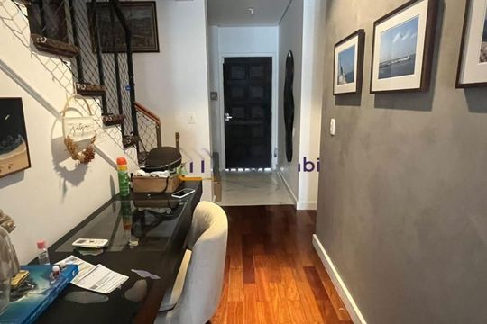 Casa de Condomínio à venda com 3 quartos, 332m² em Jardim Viana, São Paulo