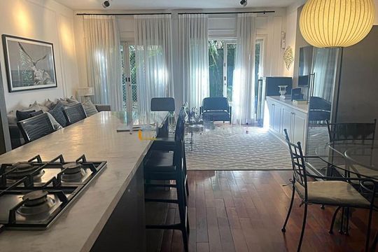 Casa de Condomínio à venda com 3 quartos, 332m² em Jardim Viana, São Paulo