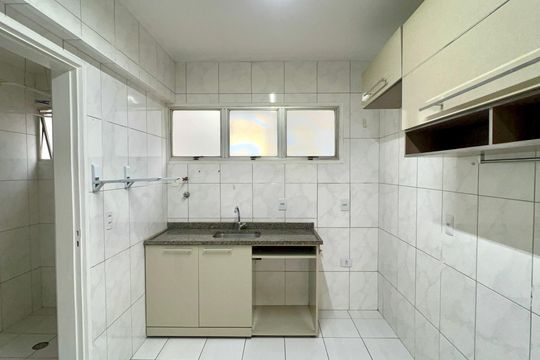 Cozinha de apartamento para alugar com 2 quartos, 75m² em Jardim Paulista, São Paulo