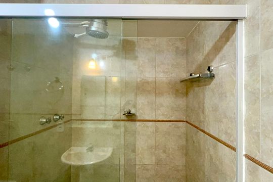 Banheiro de apartamento para alugar com 2 quartos, 75m² em Jardim Paulista, São Paulo