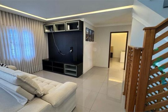 Casa à venda com 3 quartos, 405m² em Parque Terra Nova II, São Bernardo do Campo