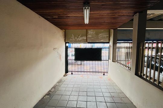 Garagem de casa à venda com 4 quartos, 341m² em Jardim Bela Vista, Campinas
