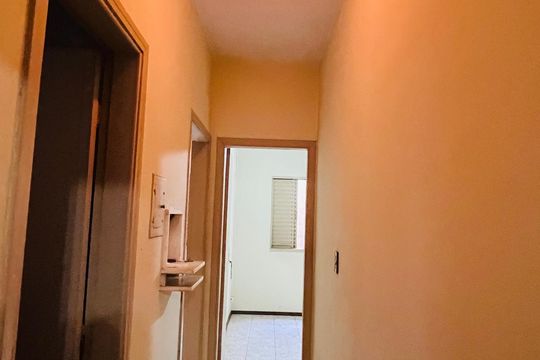 Corredor de casa à venda com 4 quartos, 341m² em Jardim Bela Vista, Campinas