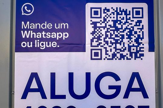 Placa Quinto Andar de casa de condomínio para alugar com 2 quartos, 80m² em Vila Brasilina, São Paulo