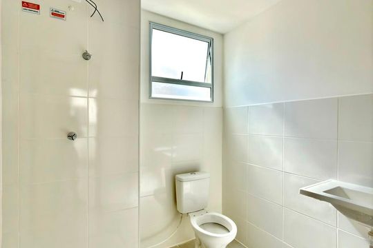 Banheiro Social de apartamento para alugar com 2 quartos, 45m² em Tres Barras, Contagem