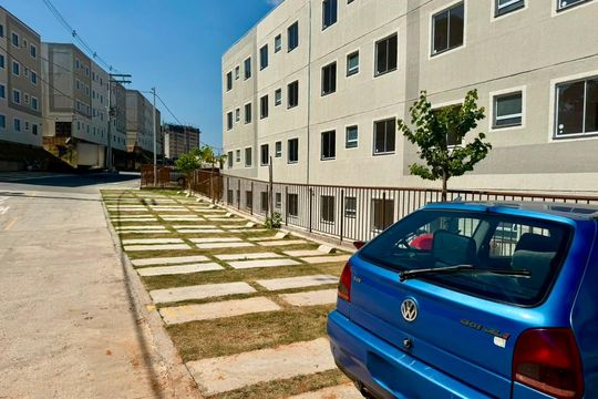 Garagem de apartamento para alugar com 2 quartos, 45m² em Tres Barras, Contagem