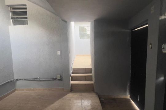 Área Externa de casa para alugar com 3 quartos, 100m² em Vila Sao Jose (Cidade Dutra), São Paulo