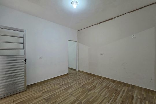 Sala  de casa para alugar com 2 quartos, 50m² em Jardim Irene, Santo André