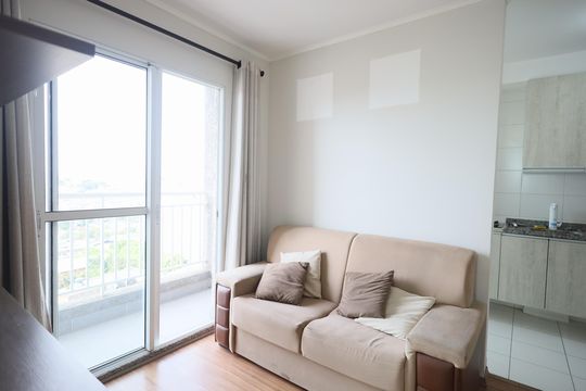 Sala de apartamento para alugar com 2 quartos, 46m² em Padroeira, Osasco