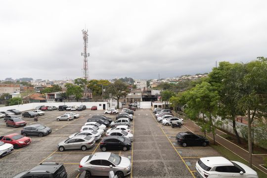 Vista Quarto 2 de apartamento para alugar com 2 quartos, 47m² em Jardim Sao Francisco (zona Leste), São Paulo