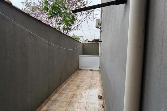 Área externa de casa de condomínio para alugar com 2 quartos, 55m² em Balneario Japurá, Praia Grande