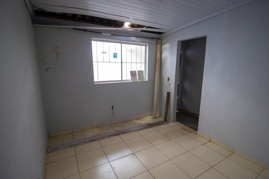 Casa à venda com 3 quartos, 50m² em Conjunto F, Brasília
