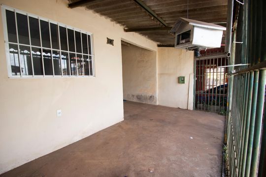 Casa à venda com 3 quartos, 50m² em Conjunto F, Brasília