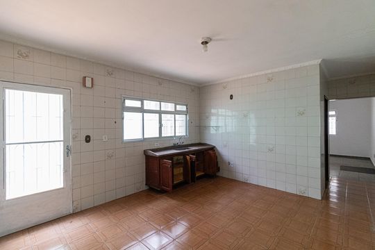 Cozinha  de casa para alugar com 3 quartos, 160m² em Burgo Paulista, São Paulo
