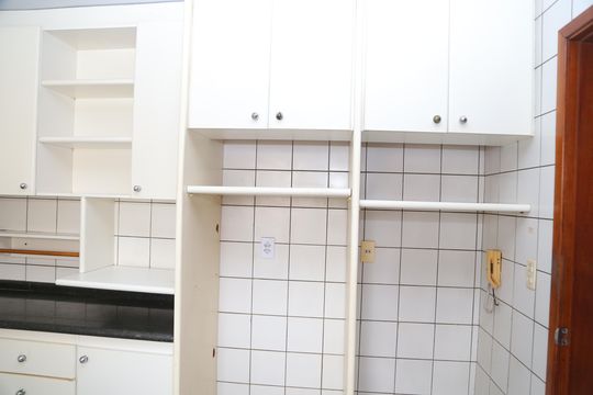 Cozinha de apartamento para alugar com 3 quartos, 91m² em Setor Aeroporto, Goiânia