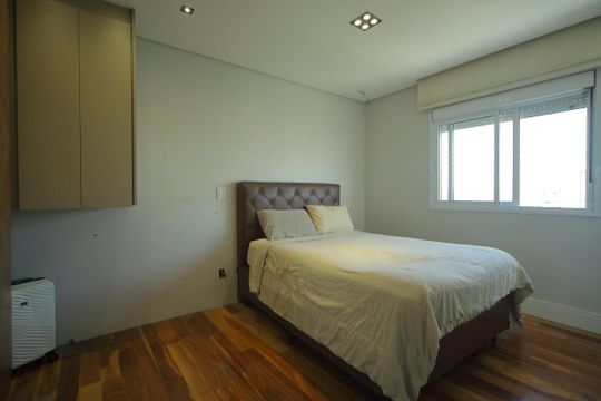 Suíte 1  de apartamento para alugar com 3 quartos, 130m² em Baeta Neves, São Bernardo do Campo