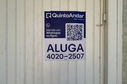 Placa de apartamento para alugar com 3 quartos, 110m² em Trindade, Florianópolis