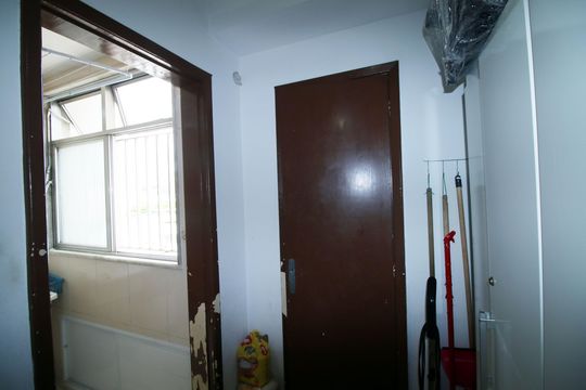 Quarto de Serviço de apartamento à venda com 2 quartos, 77m² em Penha Circular, Rio de Janeiro