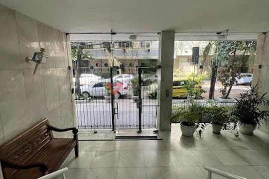 Apartamento à venda com 2 quartos, 60m² em Humaitá, Rio de Janeiro