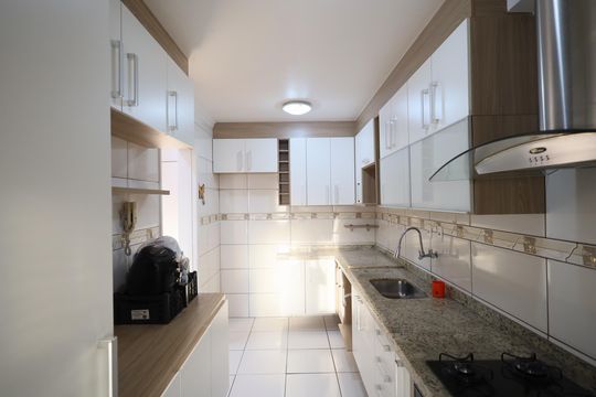 Cozinha e Área de Serviço de apartamento à venda com 3 quartos, 90m² em City Bussocaba, Osasco