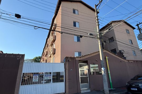 Fachada  de apartamento à venda com 2 quartos, 53m² em Parque Renato Maia, Guarulhos