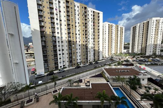 Vista do Quarto 1 de apartamento para alugar com 2 quartos, 56m² em Del Castilho, Rio de Janeiro