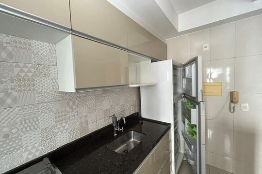 Cozinha de apartamento para alugar com 2 quartos, 56m² em Del Castilho, Rio de Janeiro