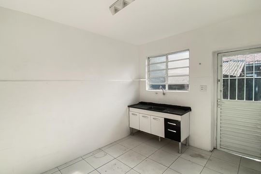 Casa para alugar com 1 quarto, 130m² em Vila Ré, São Paulo