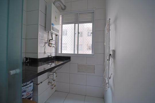 Área de Serviço de apartamento para alugar com 2 quartos, 42m² em Jardim Brasilia, São Paulo