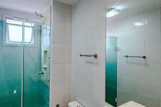 Banheiro de apartamento para alugar com 2 quartos, 46m² em Tatuapé, São Paulo