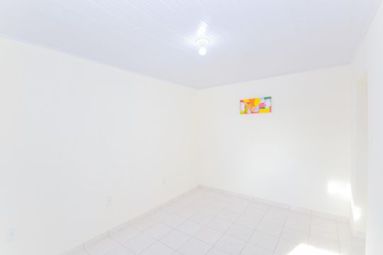 Quarto de casa para alugar com 1 quarto, 37m² em Jardim Jovaia, Guarulhos