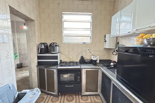 Cozinha de casa para alugar com 1 quarto, 45m² em Coelho Neto, Rio de Janeiro