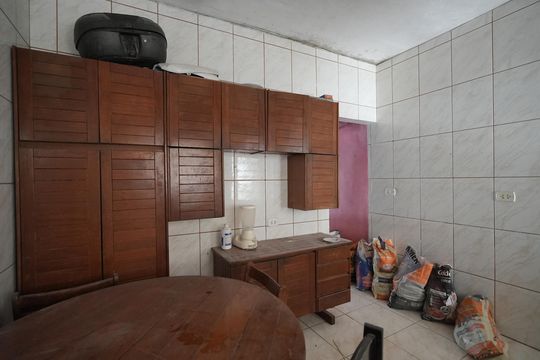 Cozinha de casa à venda com 1 quarto, 300m² em Jardim Santo Alberto, Santo André