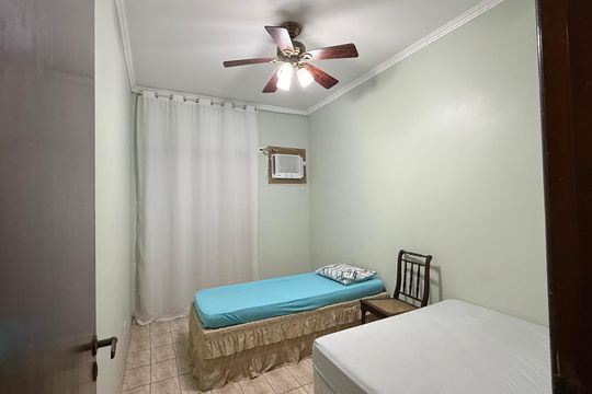 Quarto de apartamento para alugar com 3 quartos, 72m² em Jardim Tejereba, Guarujá