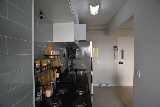 COZINHA de apartamento para alugar com 2 quartos, 51m² em Vila Butantã, São Paulo