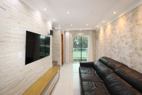 Casa à venda com 2 quartos, 73m² em Jardim Helena, São Paulo