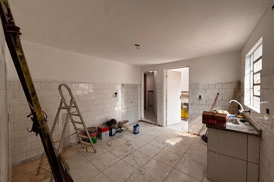 Cozinha de casa para alugar com 1 quarto, 60m² em Veloso, Osasco