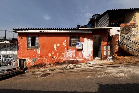 Placa de casa para alugar com 1 quarto, 60m² em Veloso, Osasco