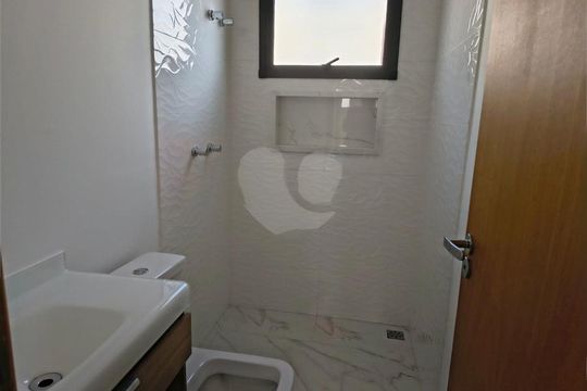 Casa à venda com 2 quartos, 93m² em Vila Gumercindo, São Paulo