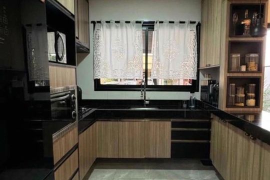 Cozinha de casa de condomínio à venda com 3 quartos, 105m² em Jardins do Império, Indaiatuba