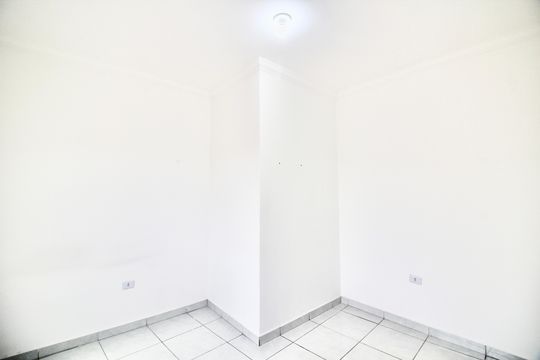 Quarto 1 de casa para alugar com 1 quarto, 80m² em Vila Lourdes, Ferraz de Vasconcelos