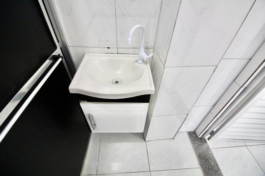 Banheiro de casa para alugar com 1 quarto, 80m² em Vila Lourdes, Ferraz de Vasconcelos
