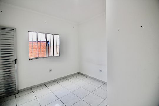 Quarto 1 de casa para alugar com 1 quarto, 80m² em Vila Lourdes, Ferraz de Vasconcelos