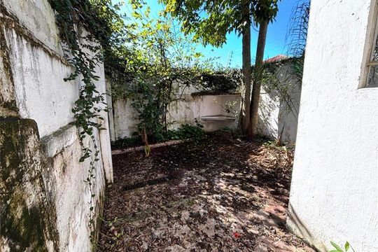 Casa à venda com 3 quartos, 153m² em Jardim Petropolis, São Paulo