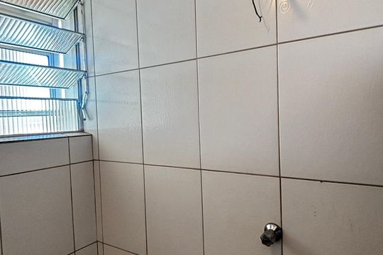 Banheiro/Area de Serviço de casa para alugar com 1 quarto, 100m² em Santa Terezinha, Santo André