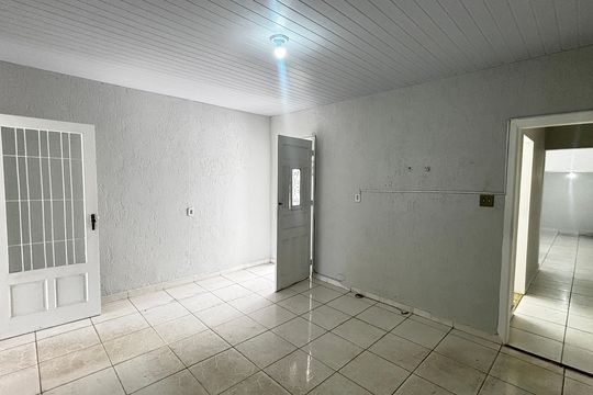 Sala de casa para alugar com 1 quarto, 100m² em Santa Terezinha, Santo André