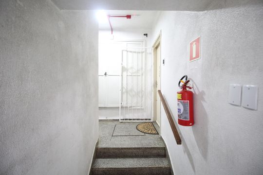 Área comum de apartamento à venda com 2 quartos, 53m² em Vila Ipiranga, Porto Alegre