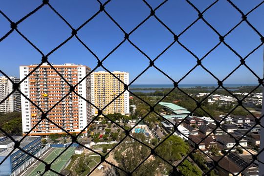 Quarto 1 - Vista de apartamento à venda com 2 quartos, 58m² em Barra da Tijuca, Rio de Janeiro