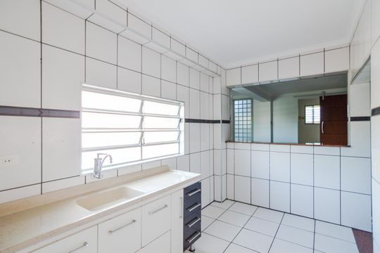 Cozinha  de casa para alugar com 2 quartos, 100m² em Jardim Sao Francisco, Guarulhos